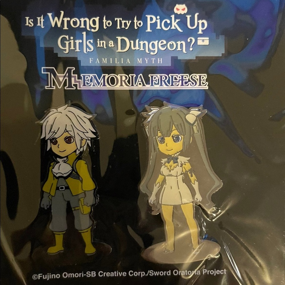 Is It Wrong to Try to Pick Up Girls in a Dungeon?  Pins